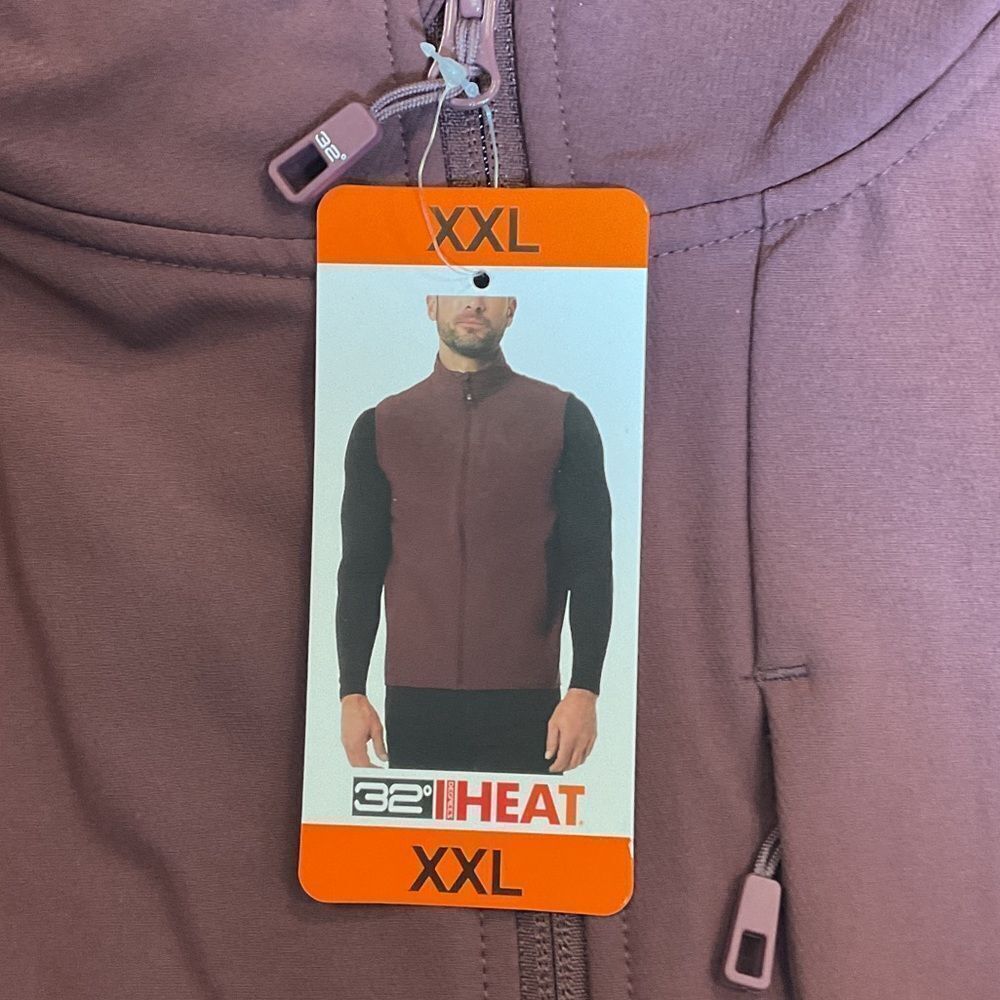 32 Degrees Men's Plum Vest